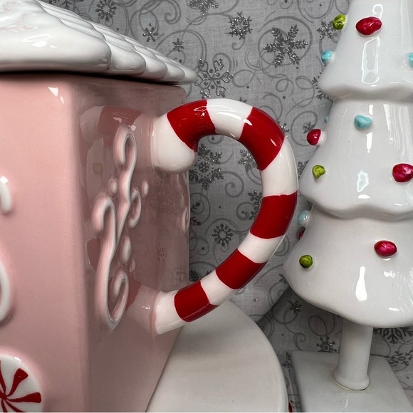 LANG Christmas Pale Pink Peppermint Gingerbread Candy Cane Ceramic Xmas Teapot - Picture 8 of 12